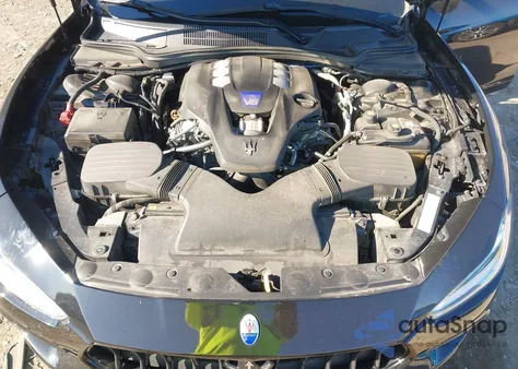 2019 Maserati Ghibli S Gransport from USA, damaged, VIN ZAM57YSS1K1339566